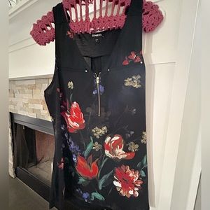 Express half zip floral tank